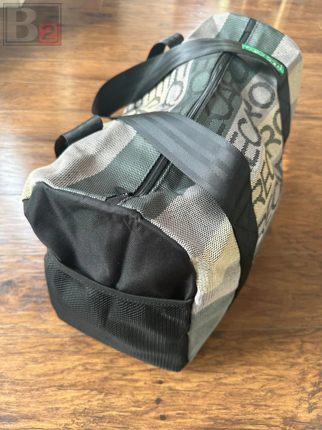 Recaro Duffle Bag - Gradient Grey with Black and Green Strap