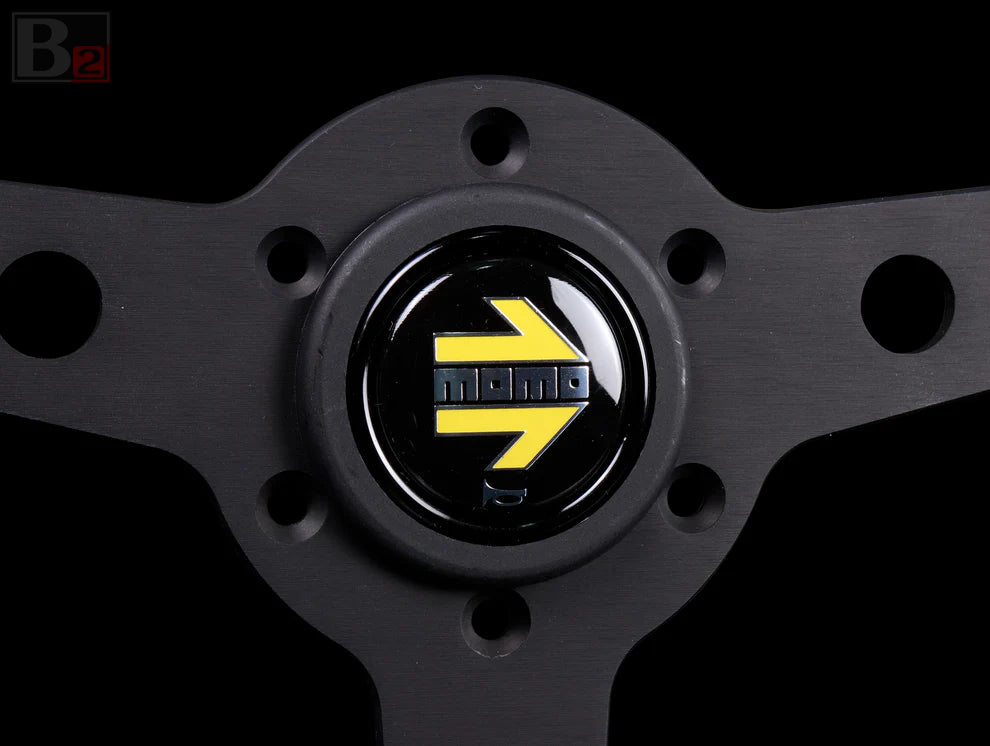 Momo Horn Button - Chrome Yellow Arrow Over Black