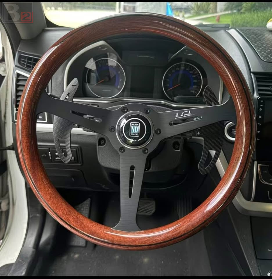 Nardi Classic 360mm Steering Wheel Mahogany Wood With Black Finish