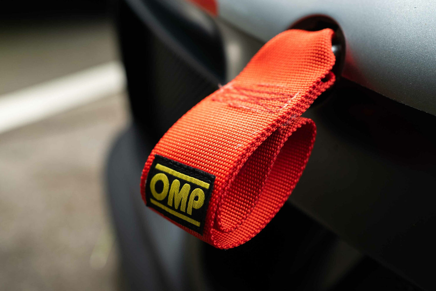 OMP Tow Strap Tow hook light Weight Fits all Cars front tow position New –  Box 2 Motorsport