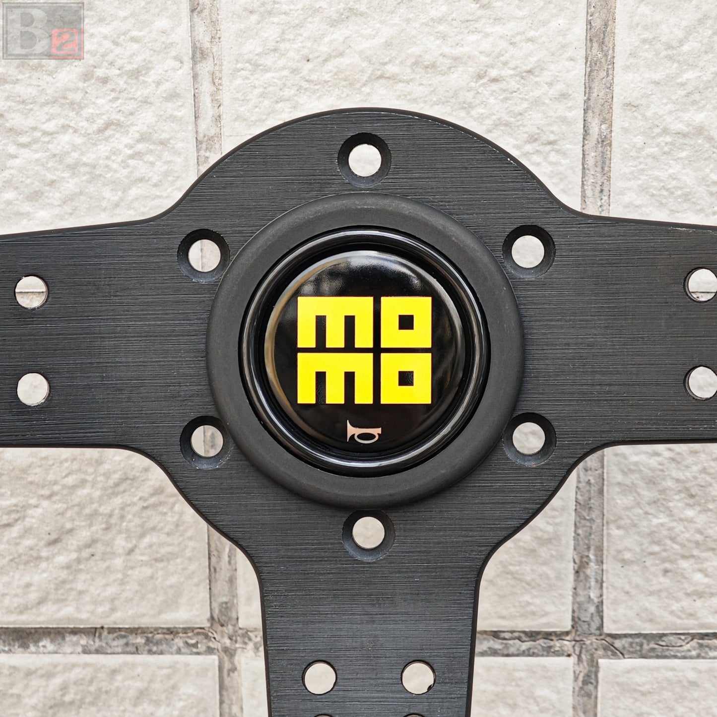 Momo Heritage Grand Prix 350mm Steering Wheel