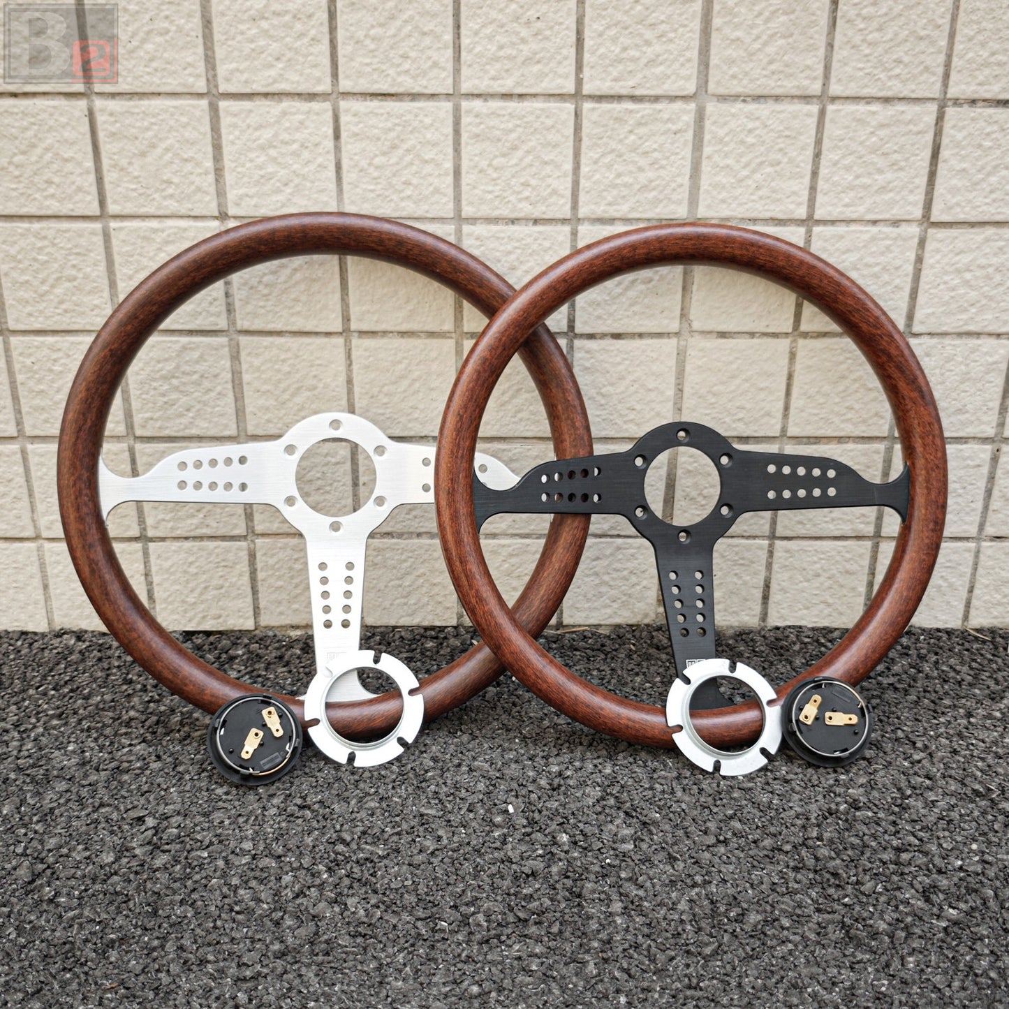Momo Heritage Grand Prix 350mm Steering Wheel