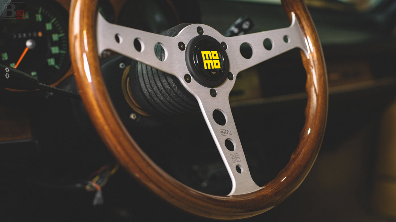 Momo Heritage Indy Silver 350mm Steering Wheel